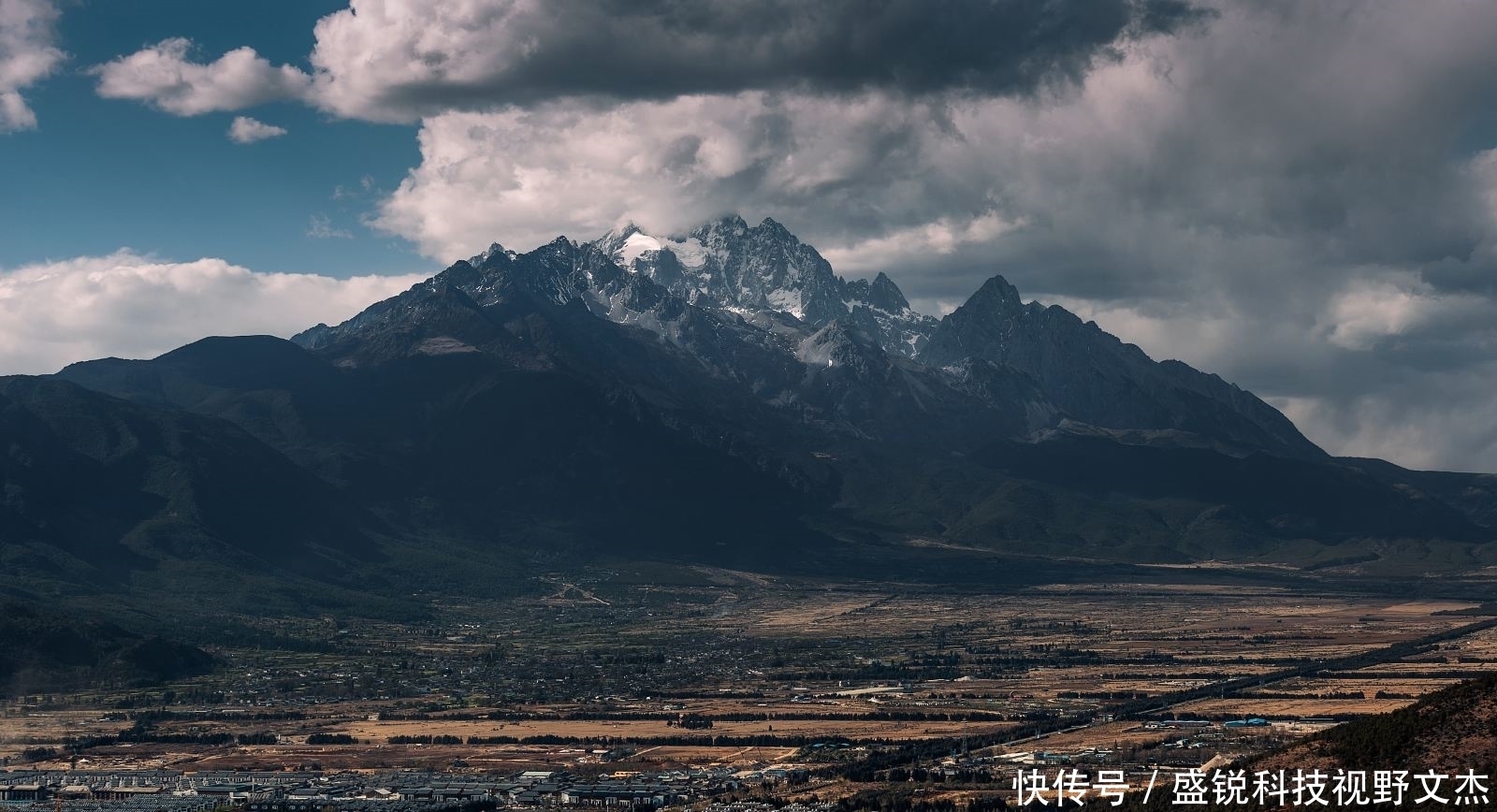 中年|世界最高峰早已被征服，为何玉龙雪山至今无人登顶？来长知识！