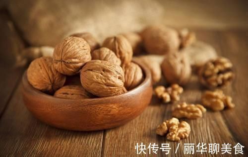 香甜|核桃加一宝煮粥喝，气血好了，睡得香甜，记忆力也越来越好！