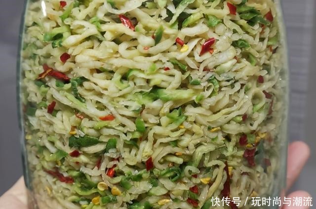 11月碰到此菜别心软,一次囤上20斤,晒干了腌起来,开胃下饭