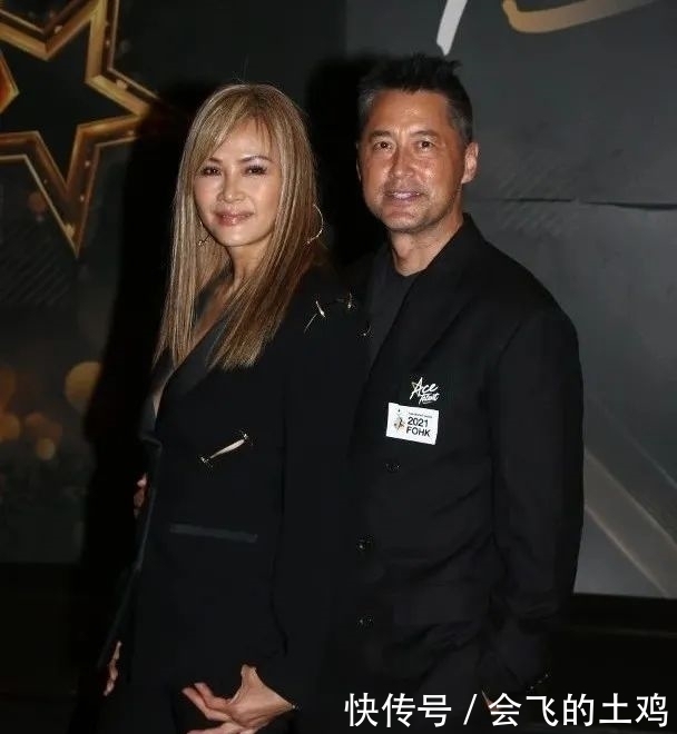 女儿将 嫁 同性女友 Tvb飞虎男神坦言想抱孙 就算她们一起怀孕都行 全网搜