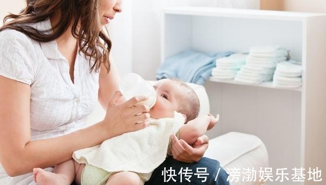 宝宝|双胞胎妹妹吃母乳，姐姐吃奶粉，5个月后两个宝宝的差别让人心疼