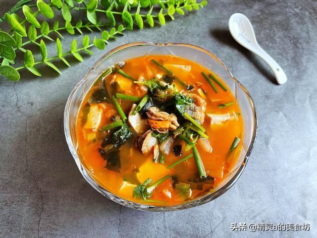 天冷，这一碗汤别错过！4样食材8分钟端上桌，汤鲜美味好喝极了