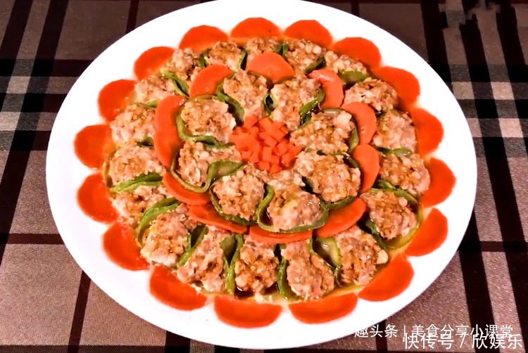 年夜饭必备大菜,西葫芦加上肉馅做成它,锦上添花,讨个好彩头