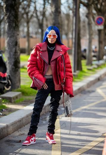  呢大衣|毛呢大衣已经过时了，冬天穿这种服装才好看，遮肉显瘦还保暖