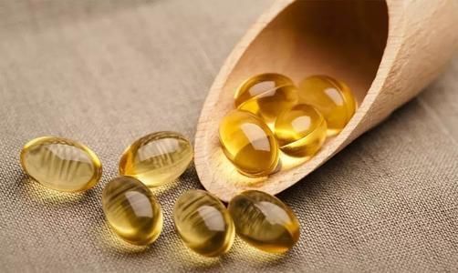 痔疮|维生素E内服可美容,外涂淡痘印?听听医生怎么说,看完涨知识了