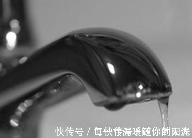 漏水|水龙头拧紧了还是漏水,不要着急换,看看是不是这里出了问题!