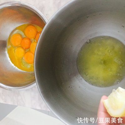 戚风蛋糕|减糖百香果戚风蛋糕