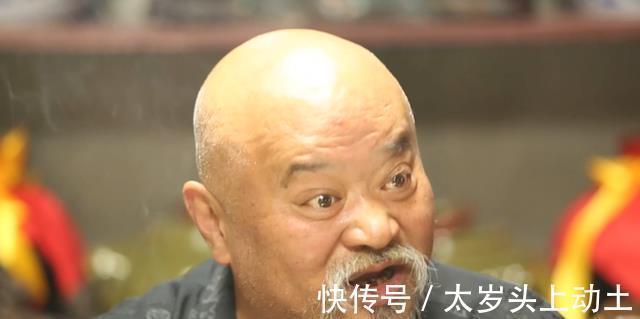 吸墨#李琦书法被批评:装模作样地乱写一通,毫无书法的魅力与章法