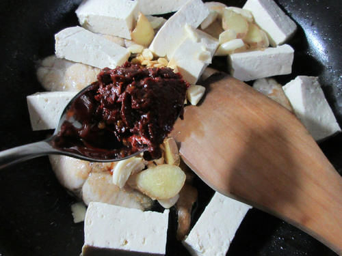 不贵|“它”比鲫鱼刺少,比黑鱼营养,比甲鱼肉多,价格不贵却很少有卖