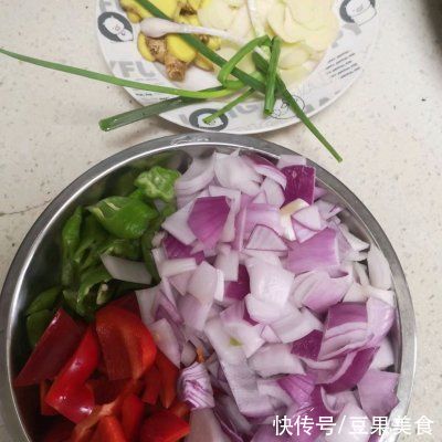麻辣小龙虾|可口好上手的秋～麻辣小龙虾，再也不担心吃不上饭了