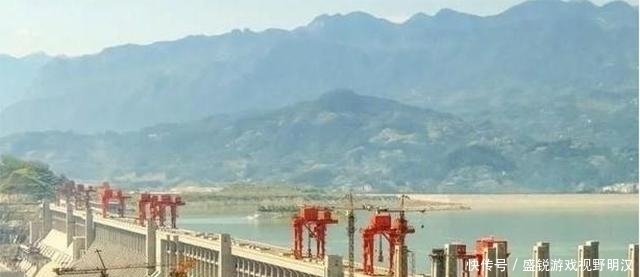 中年|当年修建三峡大坝,9位专家拒绝在同意书上签字,如今是否后悔
