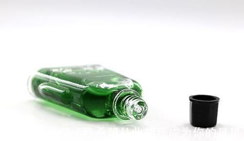 油精|风油精涂对地方后，或能白捡这些好处，知道的人不多