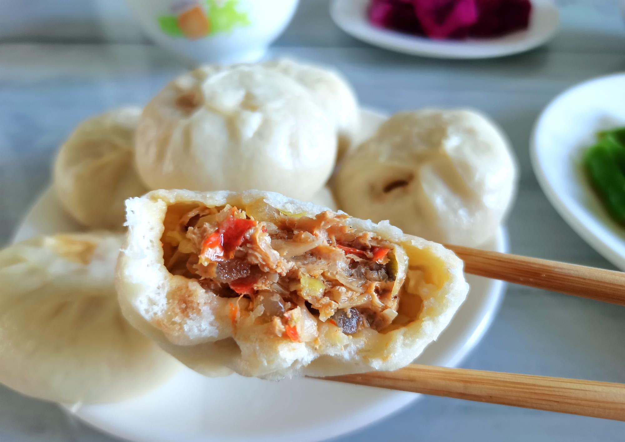莲花菜|夏天我家就爱吃这馅料的包子，脆嫩营养价值高，蒸包子真香