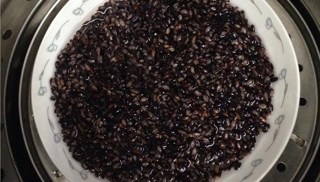 黑糯米5种最好吃的做法,简单美味又馋人,看看你喜欢吃哪种?