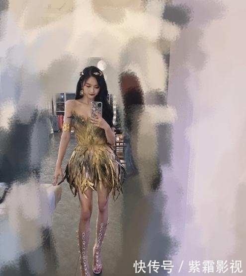 吴宣仪的腿是真实存在的吗细长笔直还有肌肉线条,漫画里的仙女