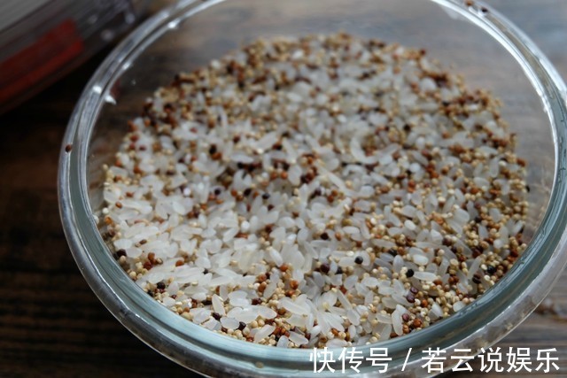 大米煮过再蒸饭，又香又软还低糖，减肥人士和糖尿病人有口福了