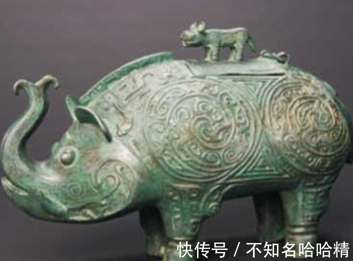 赝品|陕西男子赵社良,挖到6吨重夜明珠,专家估22亿,今却变“路灯”