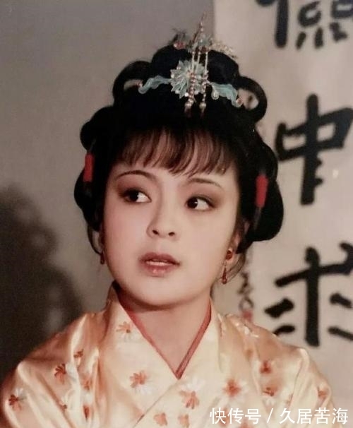 小姐#探春出身最低微,却活成了王夫人和王熙凤都不敢小觑的小姐