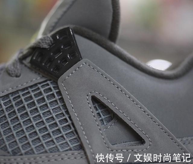 鞋款 乔丹亲穿酷灰 AJ 4 货量不小!Converse再出半透明鞋底引发热潮