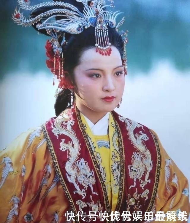  靠山|红楼梦里那个身份神秘的女人，才是江南甄家和贾家的真正靠山