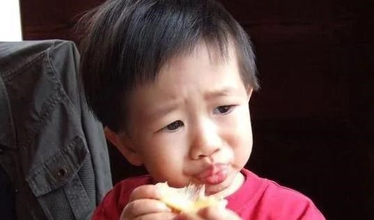 脾胃|夏天孩子总是咳嗽?3种水果绕路走,医生:家长别犯傻,少给娃吃