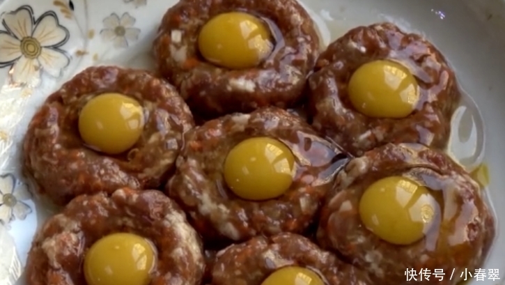 自从学会猪肉这种做法,我家三天两头做一次,不炒不炖,营养美味