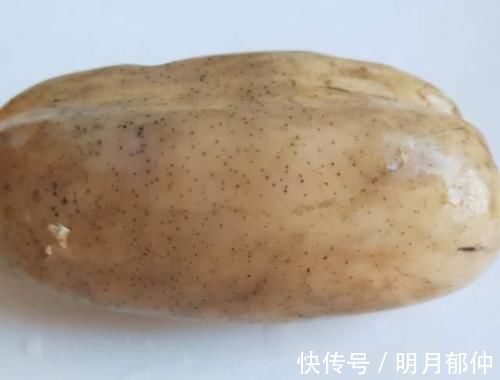 香酥|炸藕片时，别直接下锅，多加1个步骤，藕片香酥脆，金黄不发黑