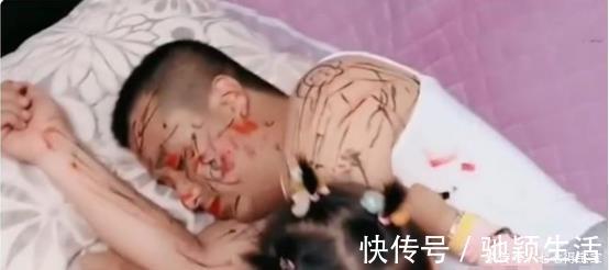 精湛|3岁萌娃在爸爸背上作画,手艺精湛连猫都看傻,网友:幸亏是女儿