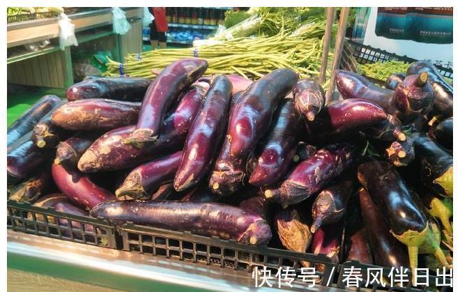 入味|茄子最下饭的做法，软烂入味，不炸不煎，5分钟就做好，超好吃