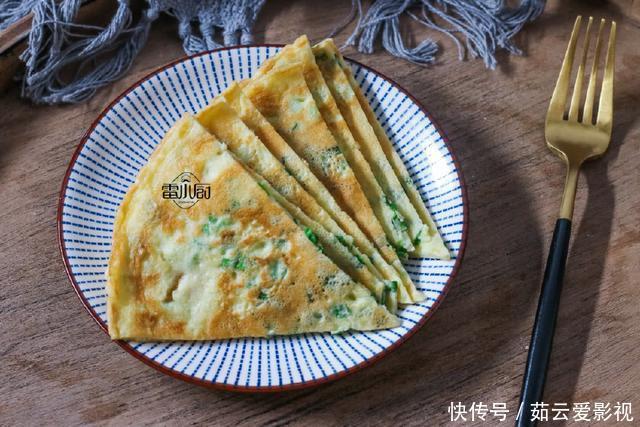 少量|儿子最爱吃的早餐饼,不用揉面,不用整形,2块钱就能吃饱!