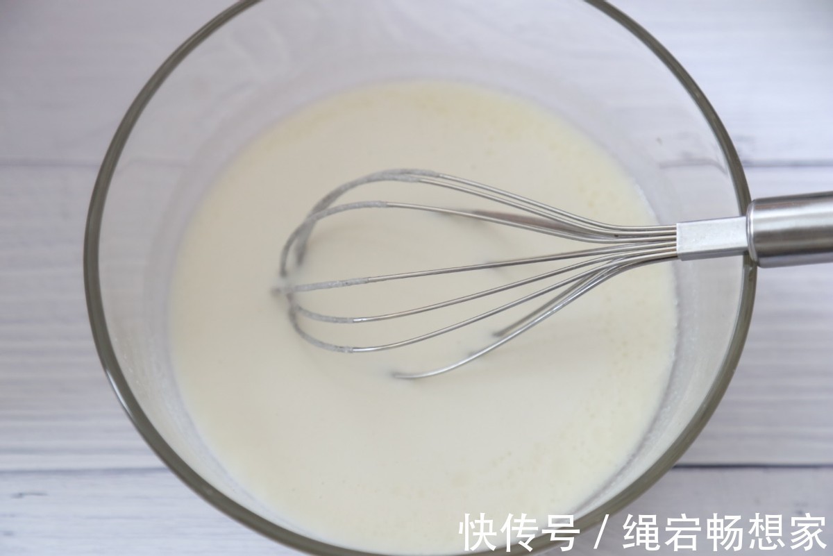 玉米淀粉|自制糯米豆沙卷，软糯的外皮，甜甜的馅料，真的是太好吃了