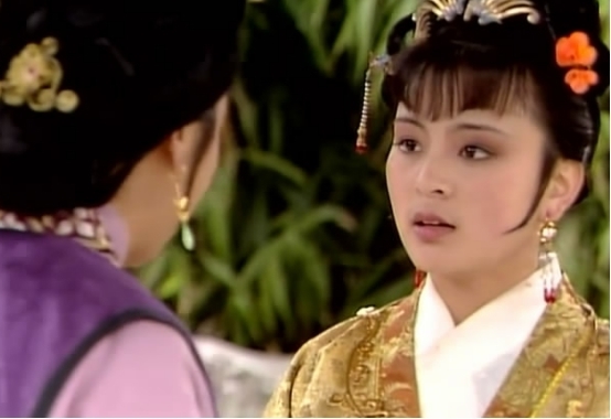 贾探春!红楼梦其实和亲的不是探春而是林黛玉,但因为他,探春成了替代