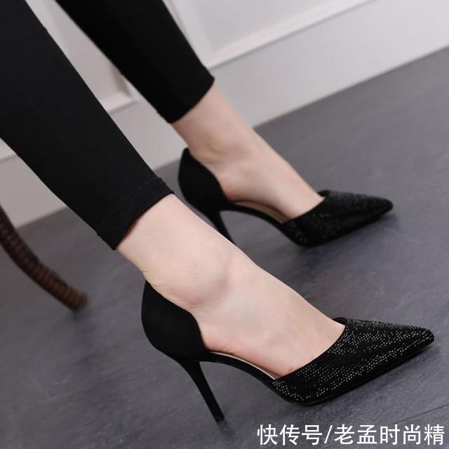 职场|穿上这款高跟鞋，感觉在职场走路都能带起一阵风