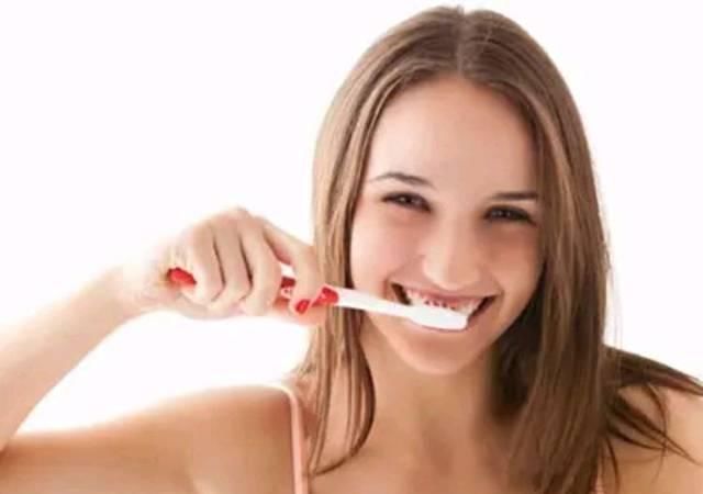 公认的“四大增寿习惯”和“四大折寿习惯”,你占哪一类比较多