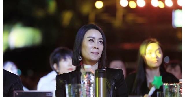 音乐风云榜|那英骂杨紫假单纯，却不知道是她自己“无脑”
