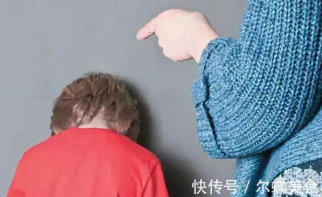 家长|孩子不听话该打吗?家长晒出了孩子挨打前后的作业,差距天壤之别