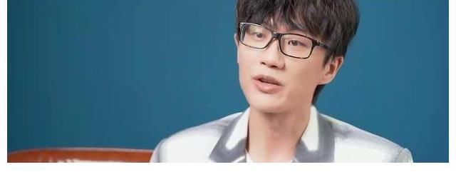 天才歌手|许嵩丨天才歌手的降维打击，蚊子咬我一口，我不能去咬蚊子