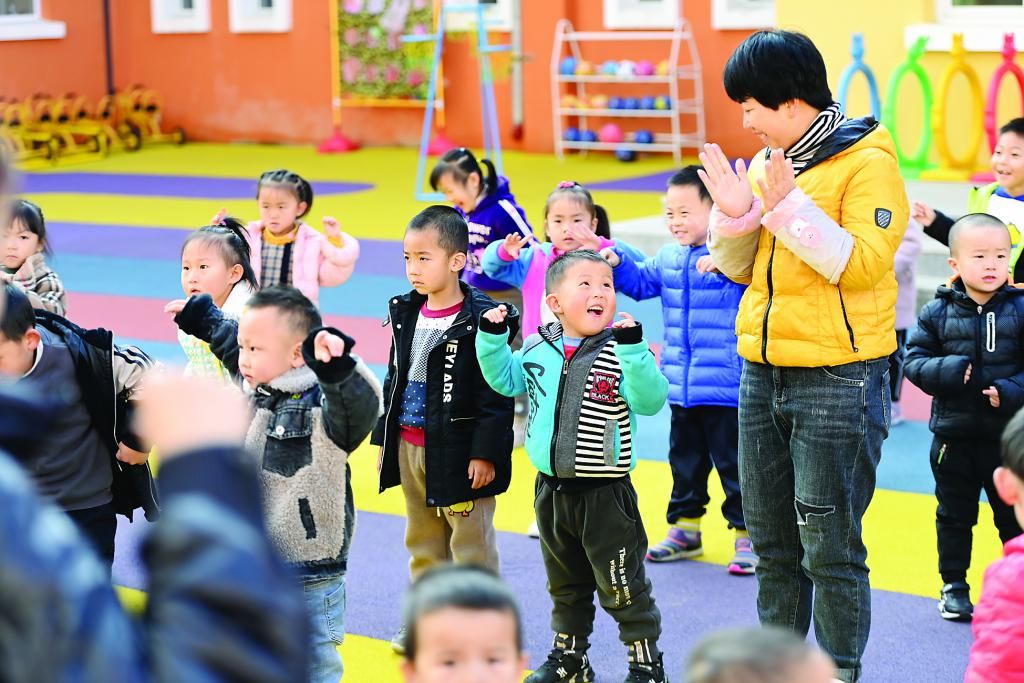 下山|下山之后，“小候鸟”喜入学