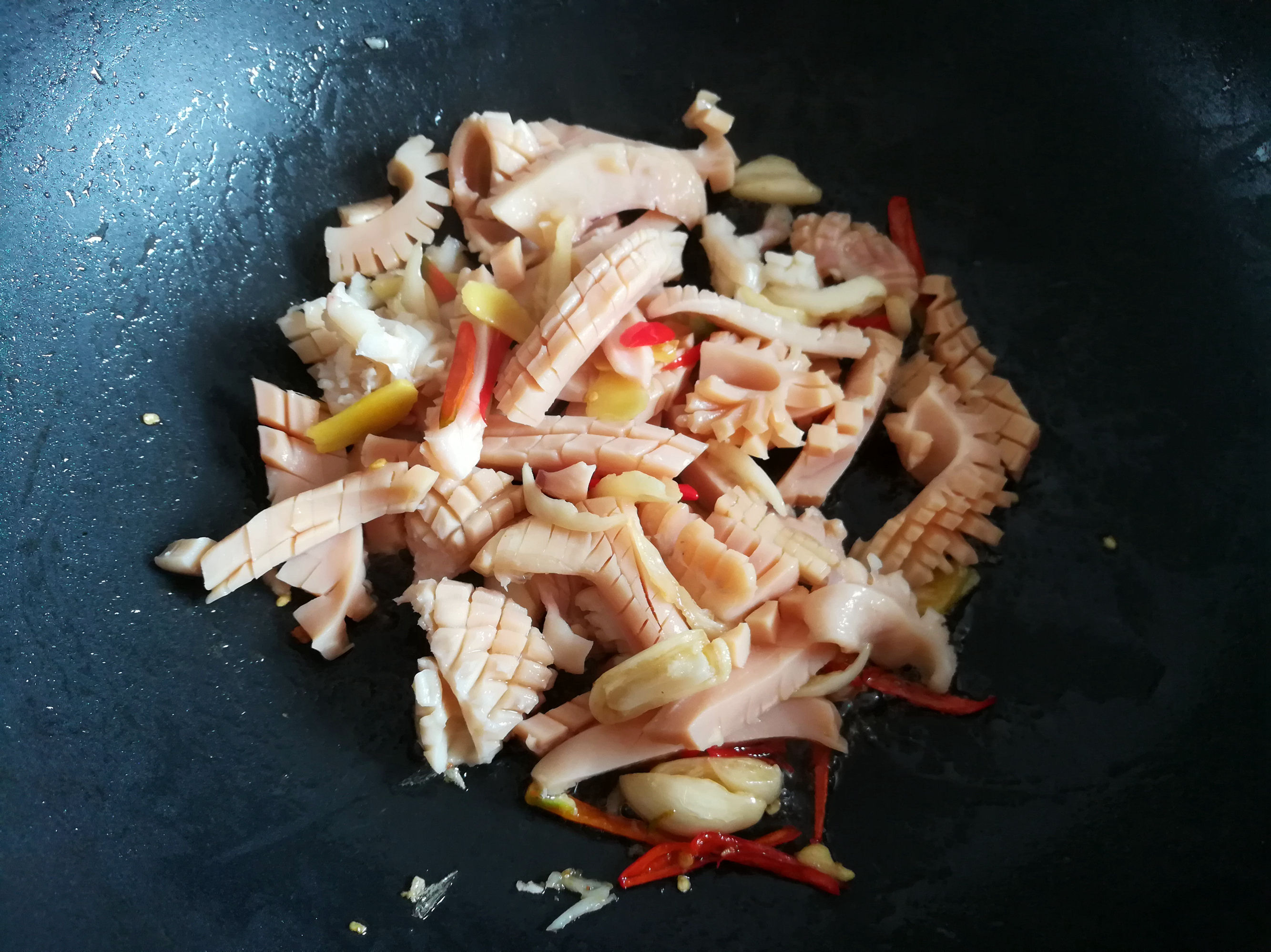  喜欢|冬天这菜我家一周最少吃5次，香辣开胃有食欲，下饭有滋味