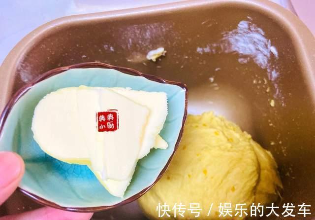 黄油|金灿灿,软绵绵的南瓜面包,再也不用担心小朋友不爱吃南瓜了