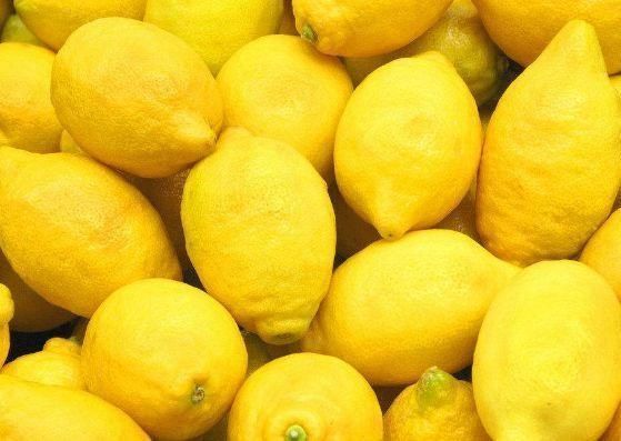 女性想要皮肤好,推荐常吃四种食物,排毒养颜,润肠通便