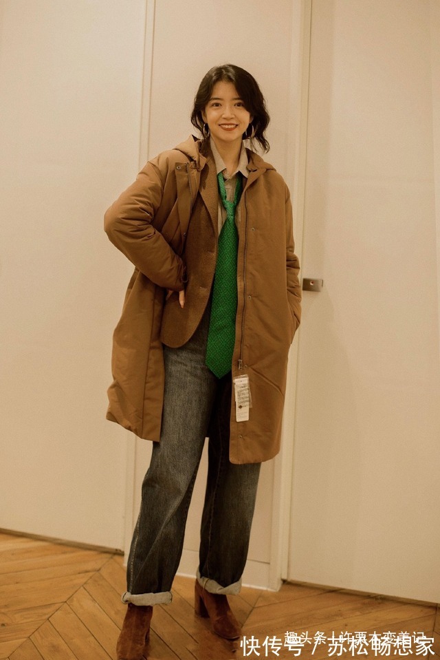 层次感 今年尽量少穿羽绒服配打底裤!学三木的“简约”搭配,优雅又高级