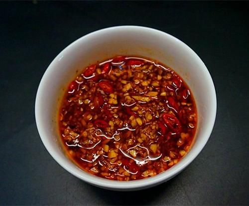 年夜饭，怎能少了这道菜，一碗料汁就够了，宴客也够面子