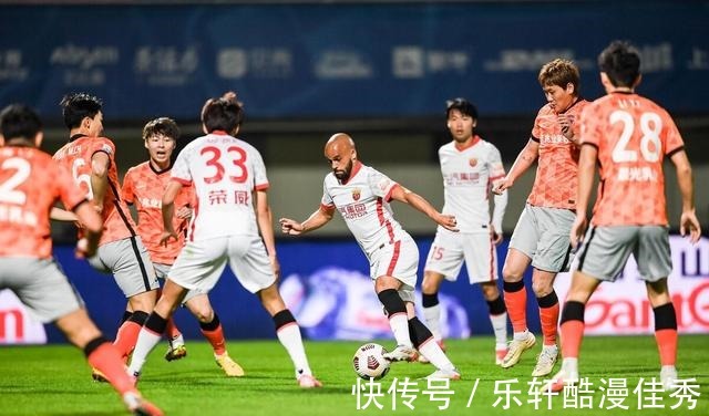 海港|無獨有偶！兩大中超雇傭軍雙雙被摁著摩擦 有錢不一定買來成績