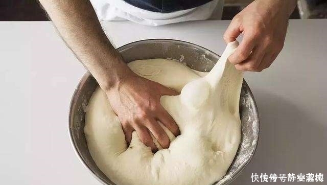 发面速度太慢别只放酵母，多加这“两样”，不到半小时发满盆
