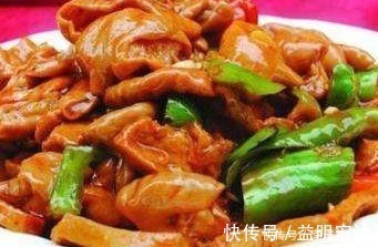 小饶|一道经典的家常菜,香气四溢,肥而不腻,营养丰富,孩子超级喜欢