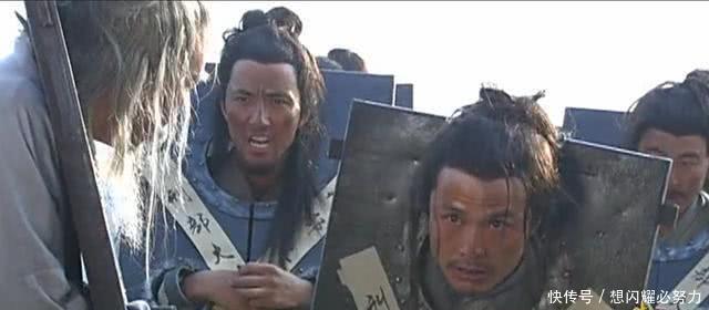 后大怒|犯人砍头前赋诗一首,皇帝知道后大怒,在场监斩官全部被杀!