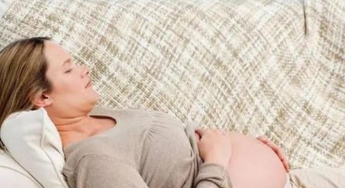 孕妈|孕期一定要改掉4个坏习惯,可能会导致孕妈羊水混浊,别不当回事