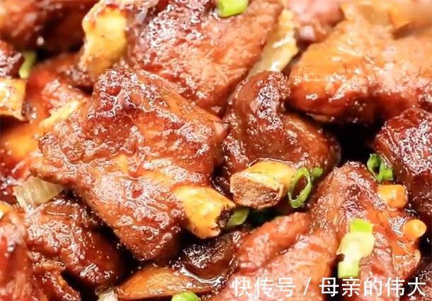 开学|9月开学前孩子打篮球练肌肉为了长高1米8,多吃高钙菜,强筋健骨