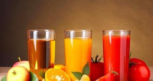 早上起床后可不可以先喝水？专业人士解答：3种饮品不要早上喝